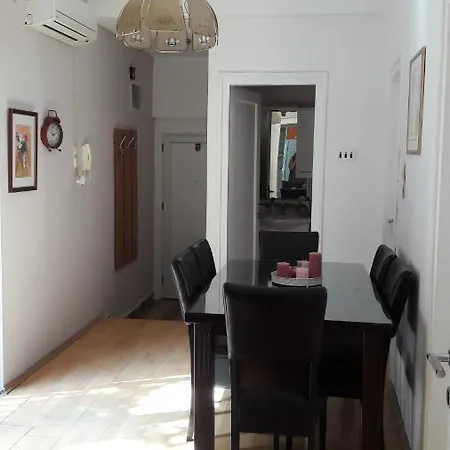 Diadora アパート *